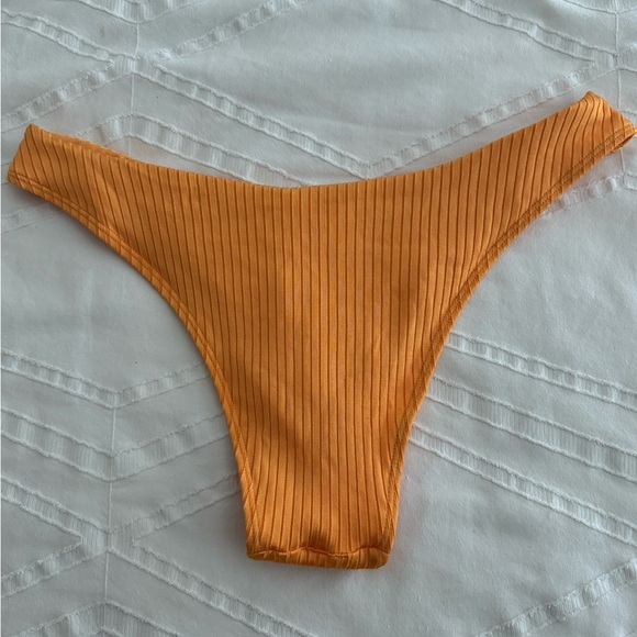 Monday Swimwear Clementine Byron Bottoms - Picture 5 of 5